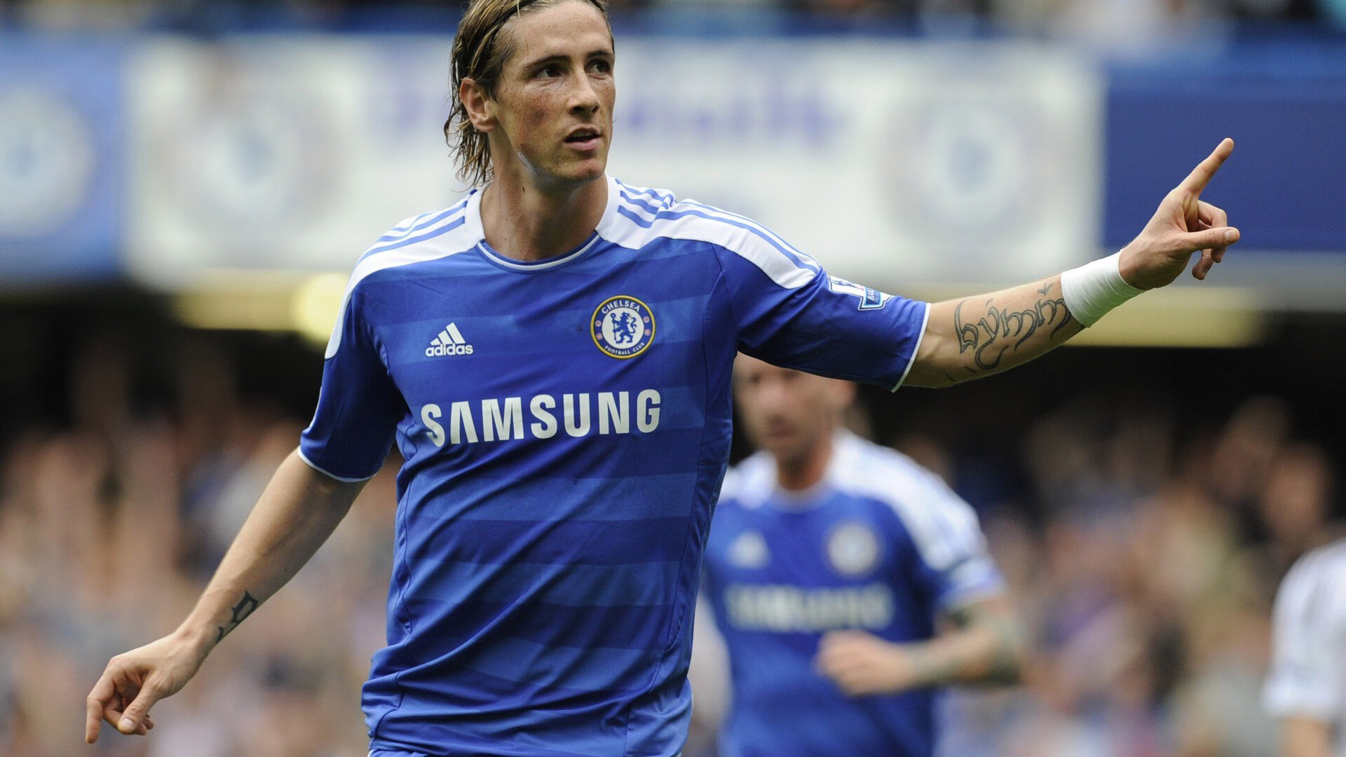 丹麦正面击溃乌拉圭，布雷默成为关键先生