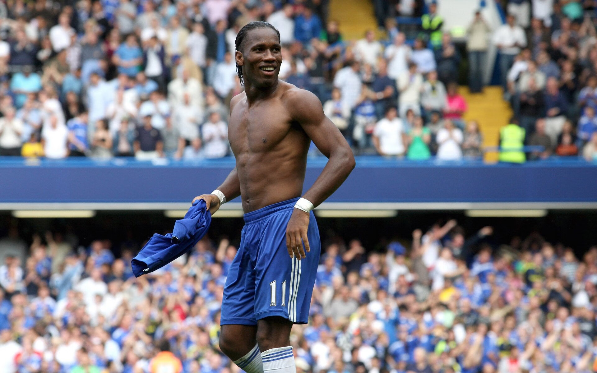 波兰血拼加拿大，库尔图瓦彻底打爆防线，一场改写命运的对决