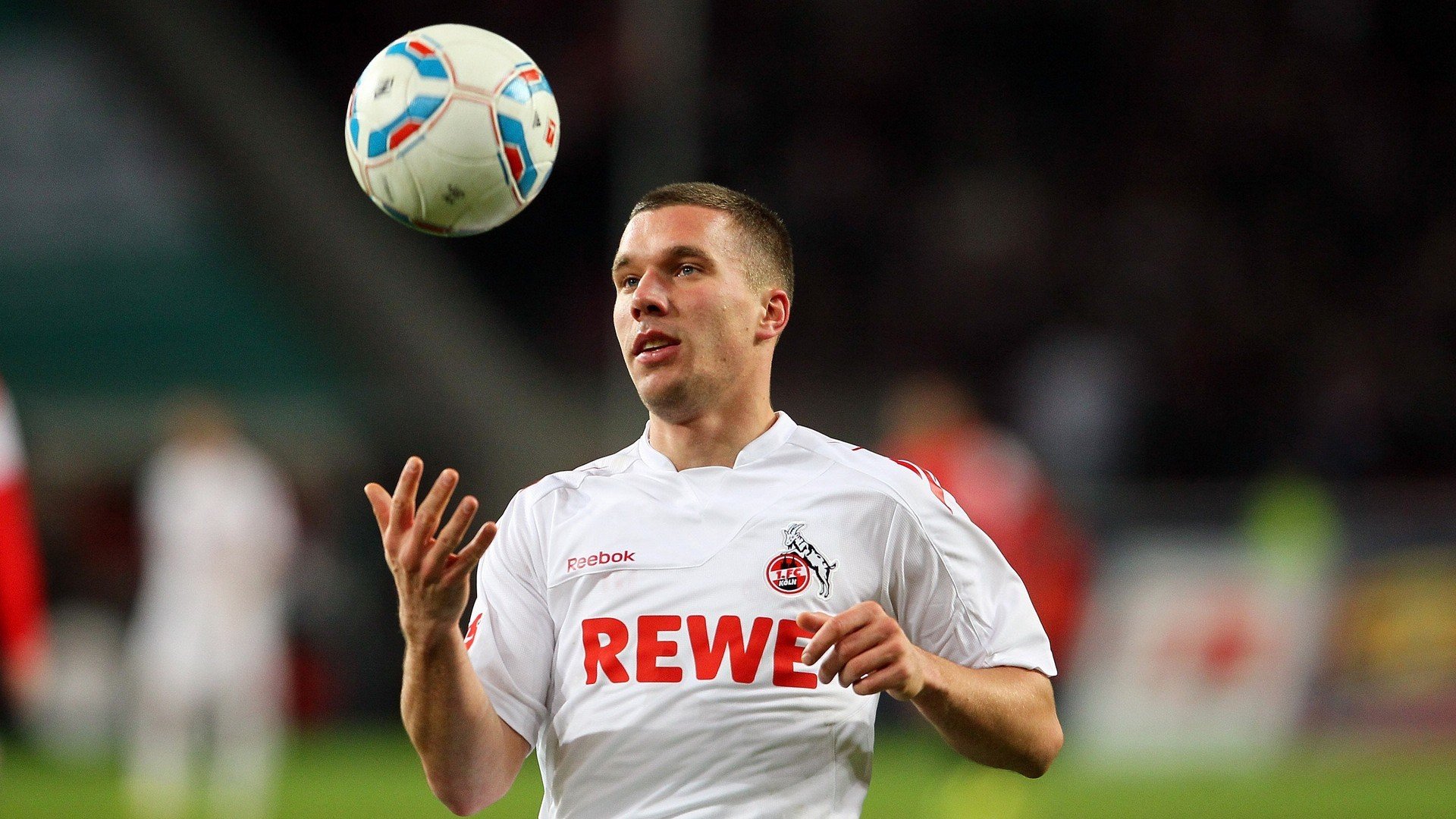 文班亚马，当巴黎的优雅遇见纽约的喧嚣，老鹰的翅膀在麦迪逊折断